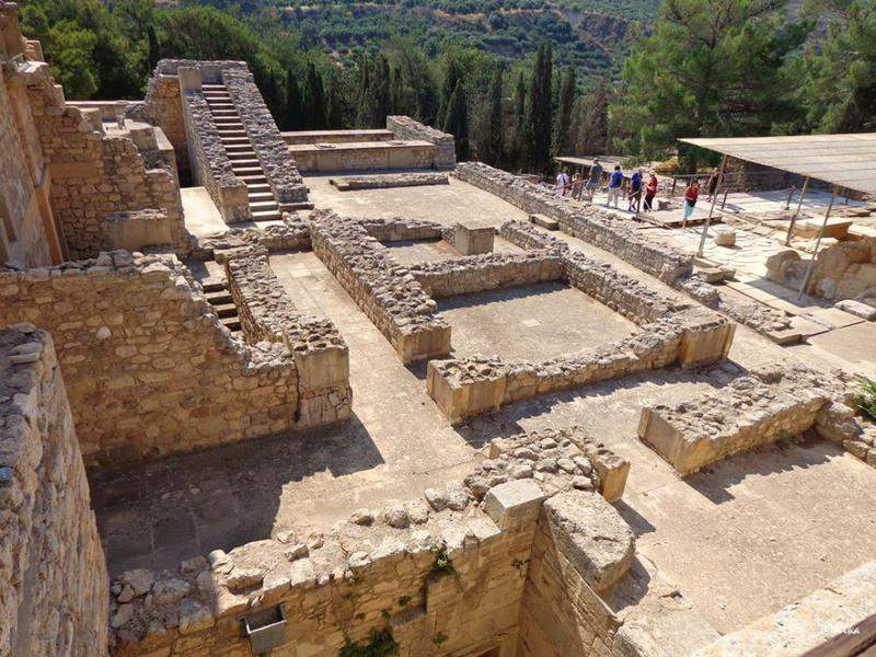 DSC04377Knossos