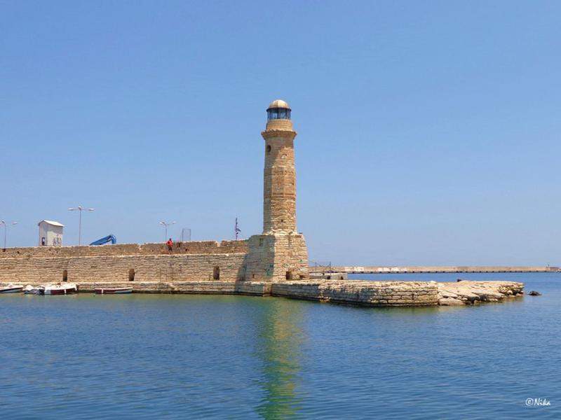 DSC04423Rethymno farol