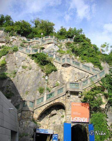 DSC04912 Kriegssteig   Schlossberg platz   Graz 3