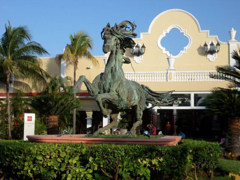 Entrada Riu Tequilla