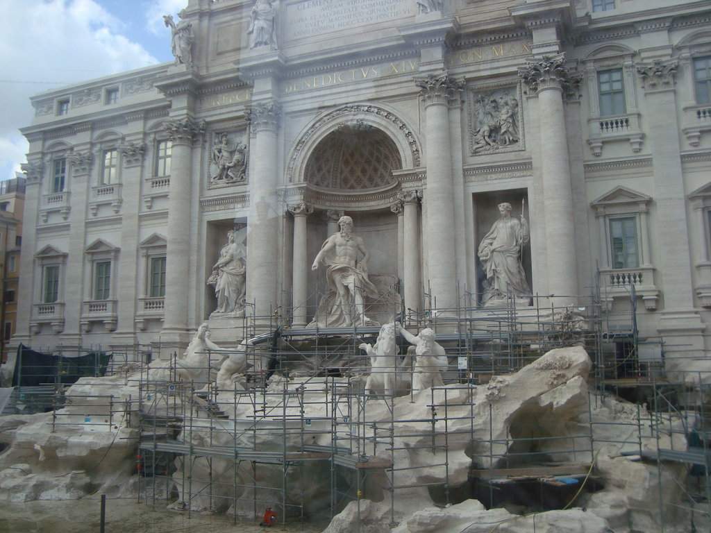 Fontana di Trevi (em manutenção) Roma