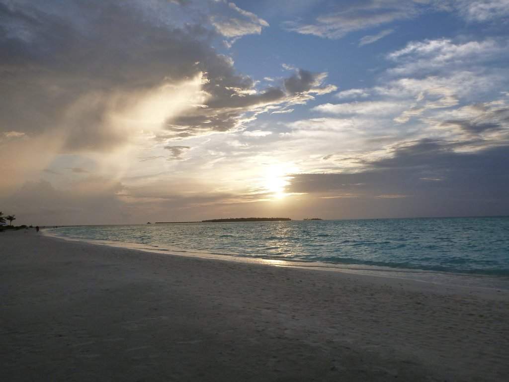 Holiday Island Resort