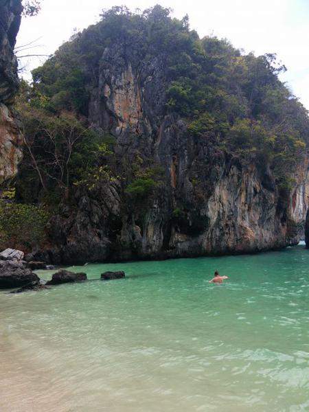 Hong Island