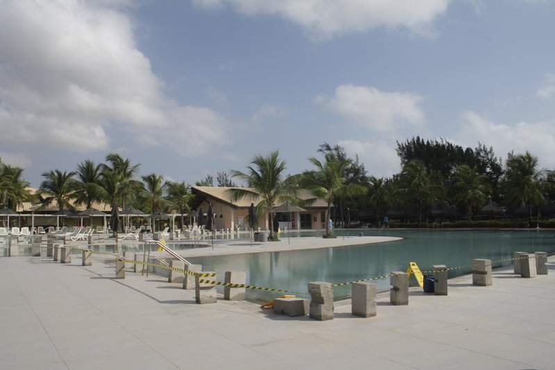 Hotel Vila Galé Cumbuco - parte da piscina em manutenção
