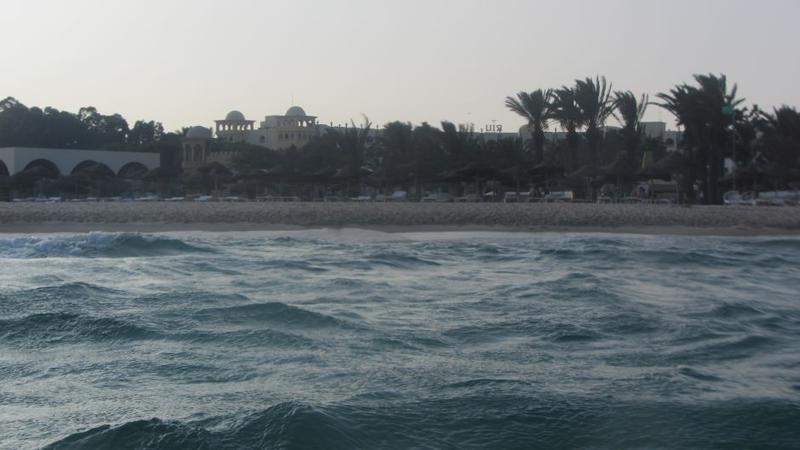 Hotel visto do mar