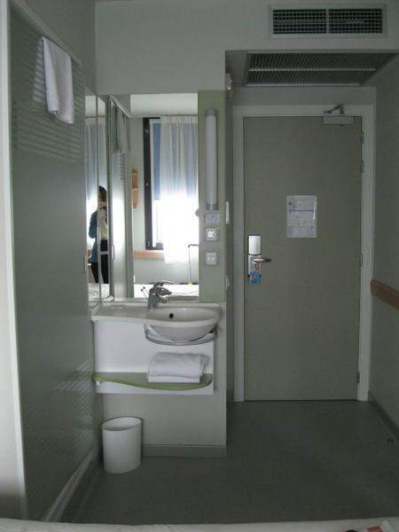 Hotel2