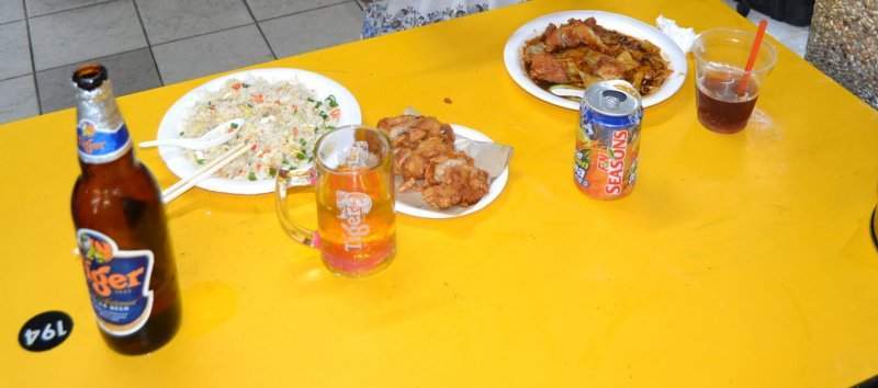Jantar ChinaTown Singapura