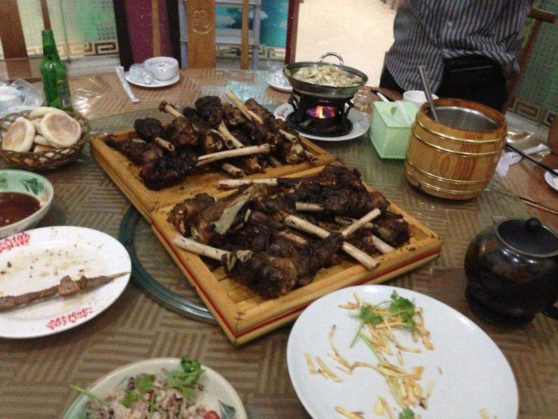 Jantar em Restaurante Mongol na cidade de Fuzhou,China