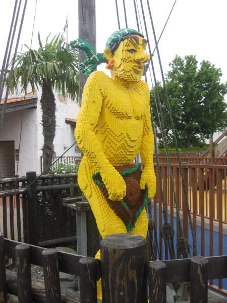 Legoland 42