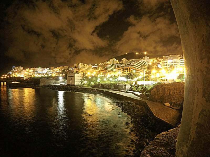 Lido à noite