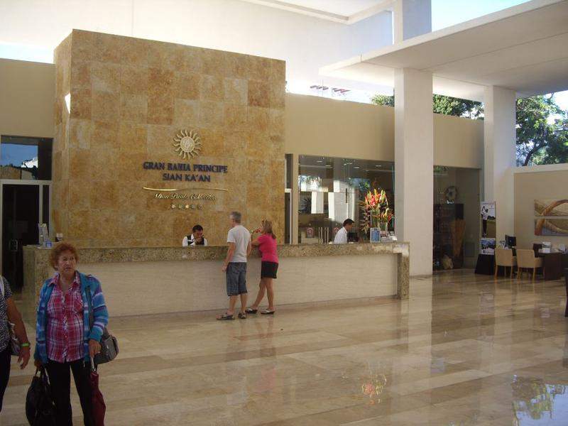 Lobby Coberto 1-1.JPG