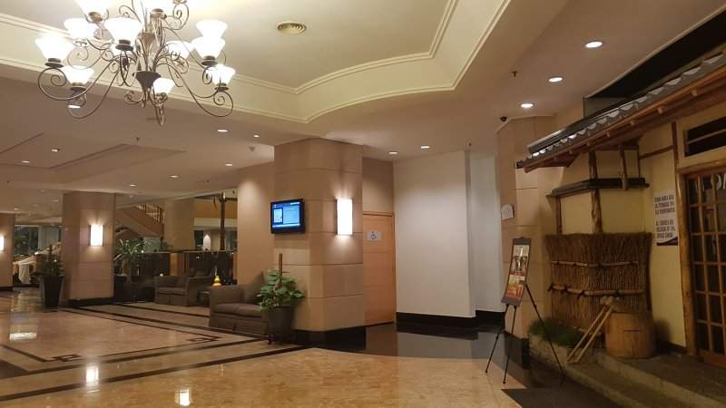 Lobby Corus Hotel