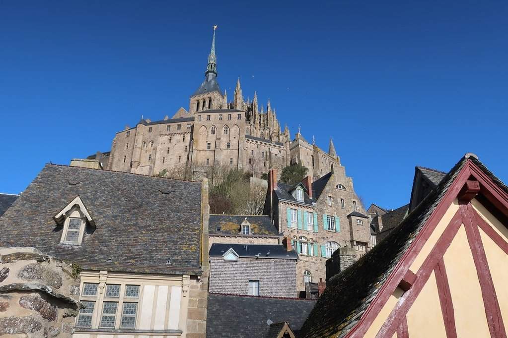 Mont 8