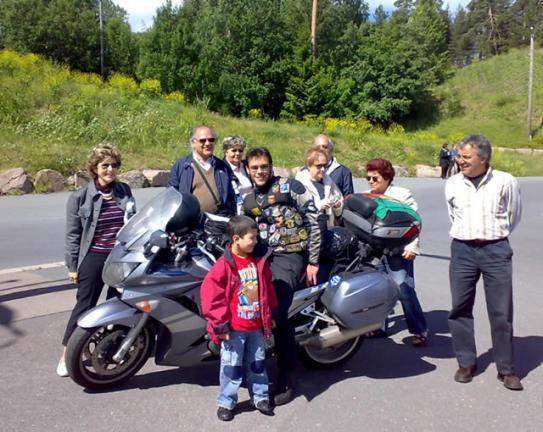 Motard solitário na Noruega