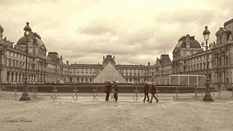 Museu do Louvre