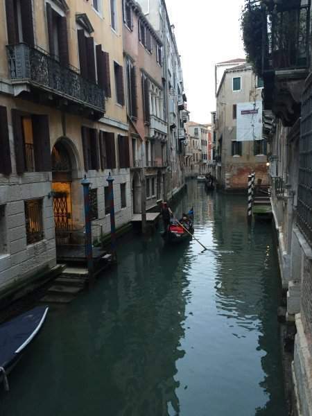 Outra rua em Veneza