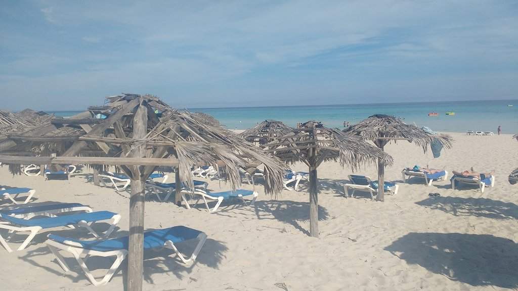 Palhotas Na Praia Partidas (varias)