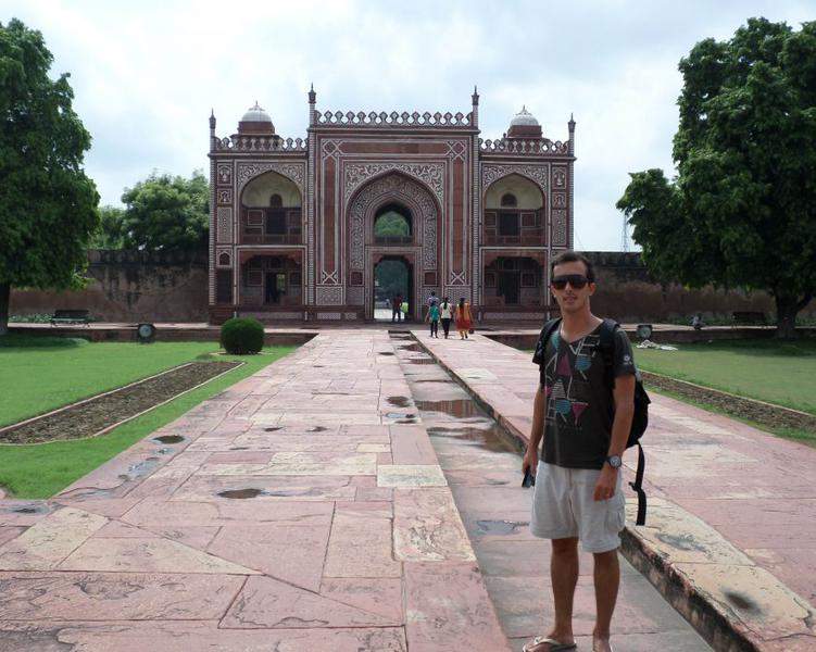 Peq Taj 1