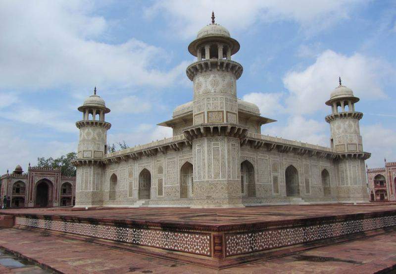 Peq Taj 6