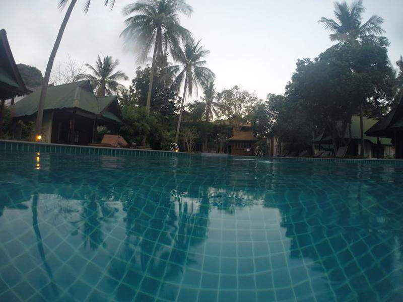 Piscina do Sand Sea Resort (Railay)