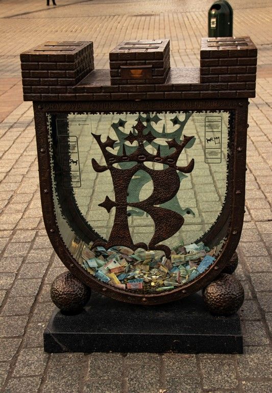 Polonia13 (portal).jpg