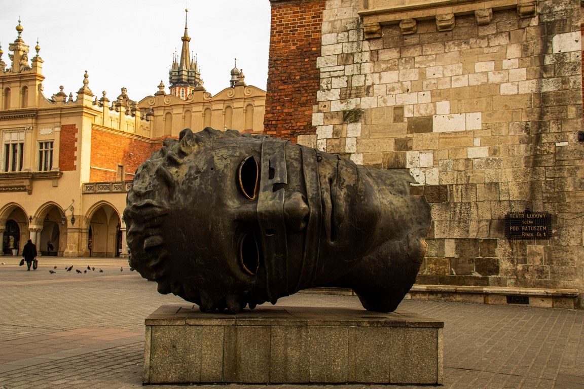 Polonia14 (portal).jpg