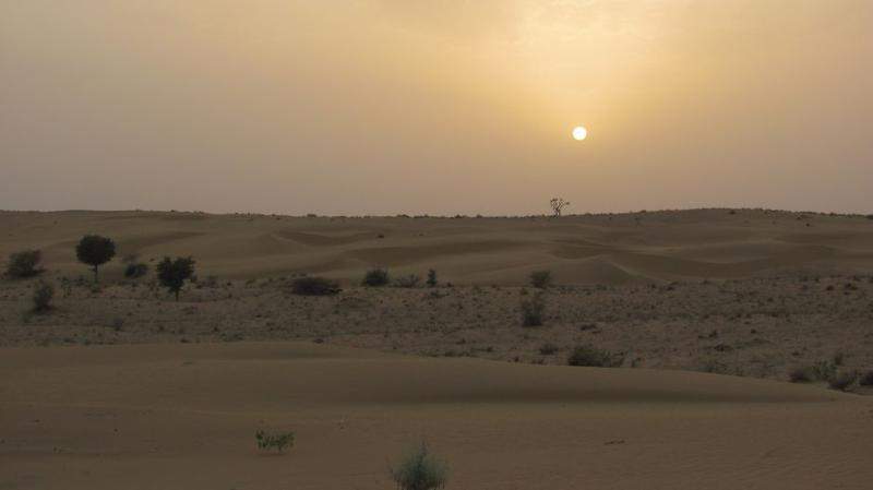 Pôr do sol no deserto