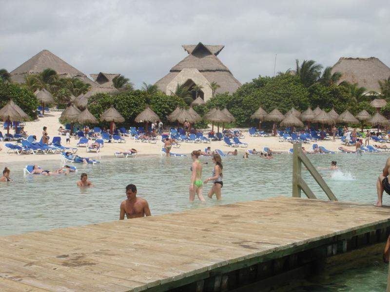 praia hotel akumal