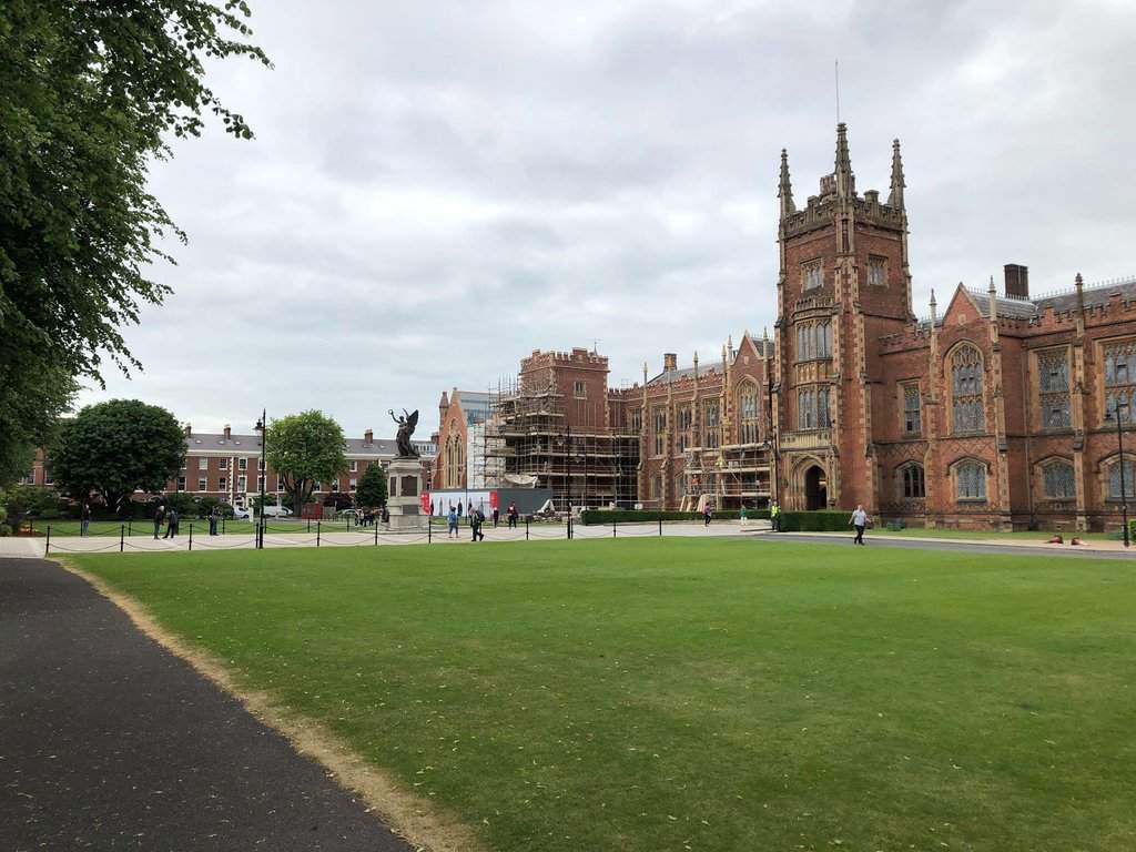 Queen's University