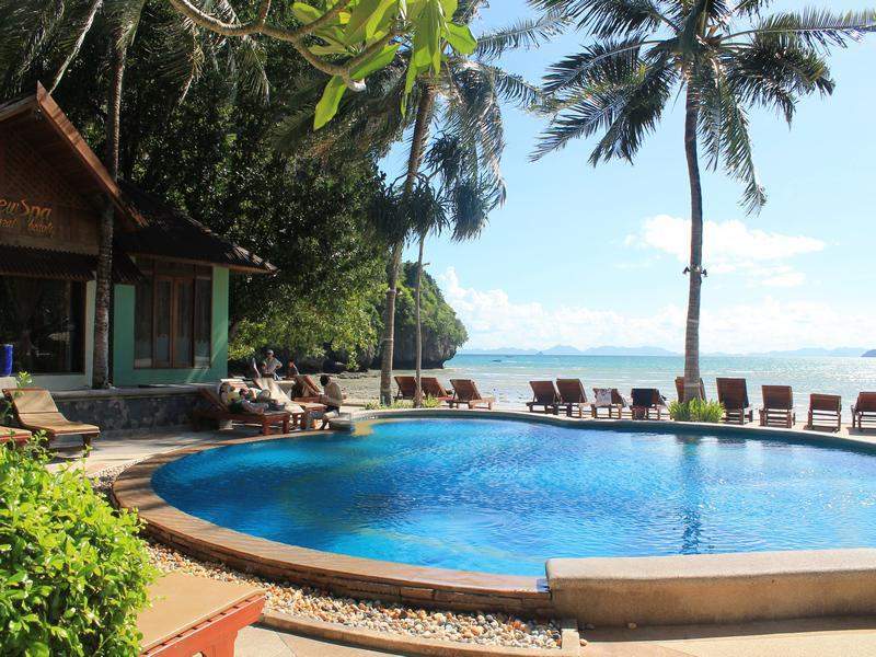 Railay Bay