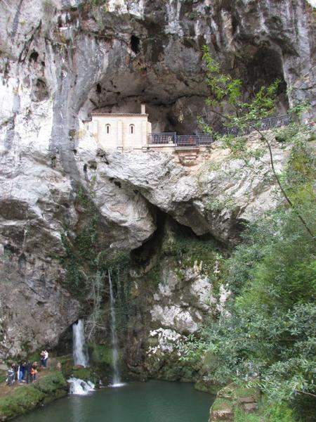 Santuario de Covadonga - Picos da Europa