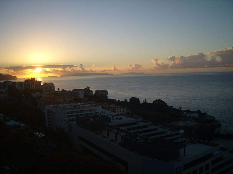 Sunrise @ Funchal