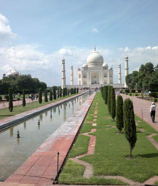 Taj 1