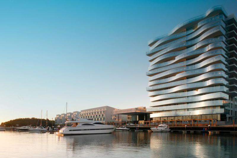 TDH facade In front Of The marina