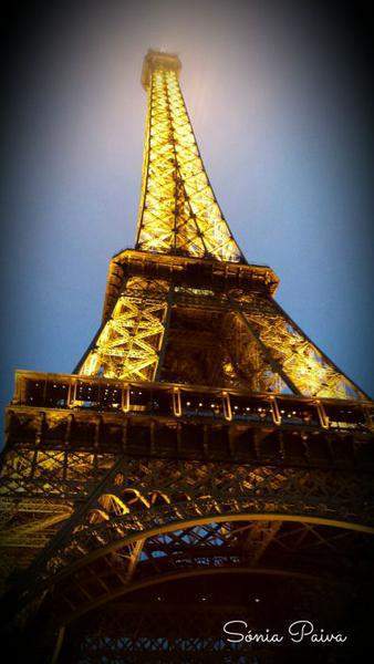 Torre Eiffel by night