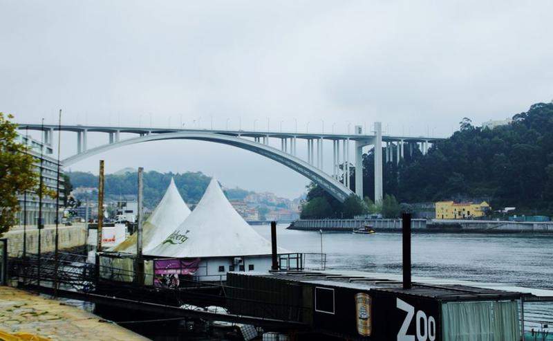 TOUR PORTO 1 798