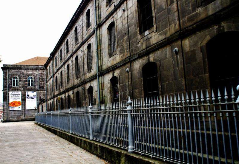 TOUR PORTO 1 842